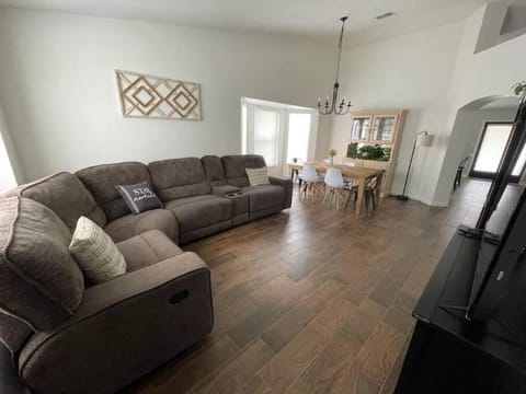 Vista Retreat - Country Club Estates House in Sierra Vista