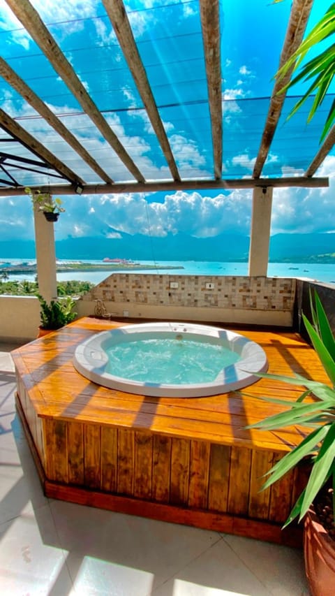 Natural landscape, Hot Tub, View (from property/room), Balcony/Terrace, Sea view