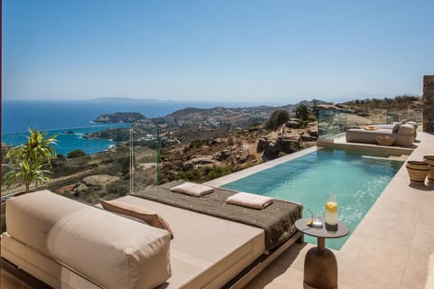 View (from property/room), Balcony/Terrace, Living room, Mountain view, Pool view, Sea view, Swimming pool, sunbed