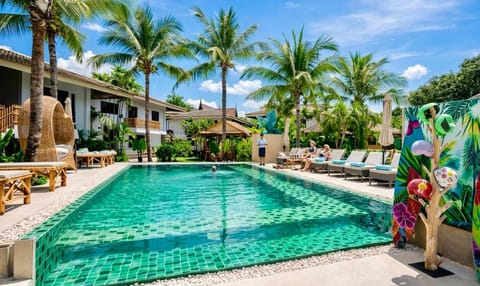 Swimming pool