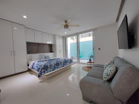 Bed, Living room, Photo of the whole room, Bedroom