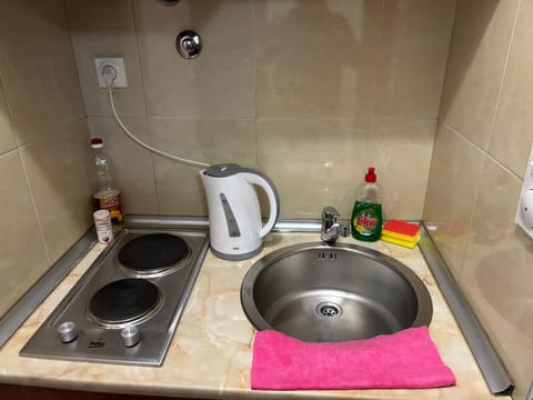 Coffee/tea facilities, Kitchen or kitchenette