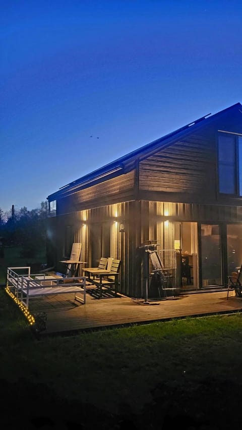 Property building, Balcony/Terrace