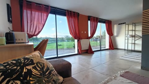 Les Jardins Ducarouge 3 climatisé Apartment in Bourgogne-Franche-Comté