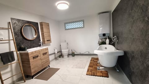 Les Jardins Ducarouge 3 climatisé Apartment in Bourgogne-Franche-Comté