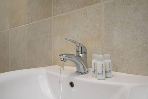 [Balcone Vista Mare] Wi-fi A/c 2 bagni Parcheggi Apartment in Porto Sant'Elpidio