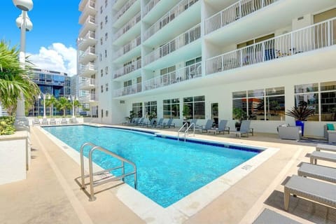 Swimming pool