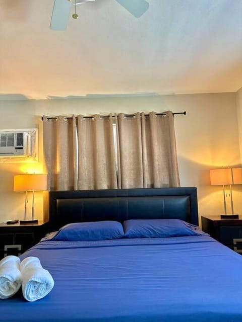 Lugar encantador balcón vista al agua Apartment in Aventura