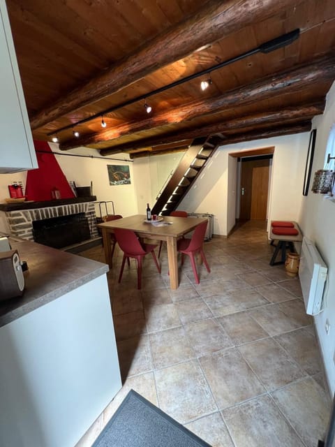 Rustico Efrina, neu renoviert House in Canton of Ticino