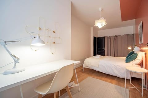 Mâcon Cozy / Appartement central 100m² / 8 pers Apartment in Bourgogne-Franche-Comté