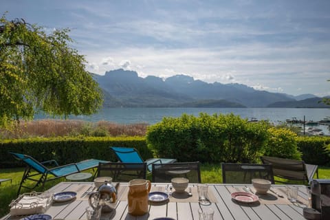 Nearby landmark, Spring, Day, Natural landscape, Dining area, Lake view, Mountain view