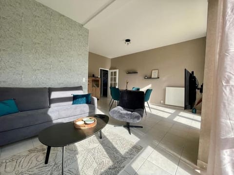 Le Cloître by Melrose Apartment in Bayeux