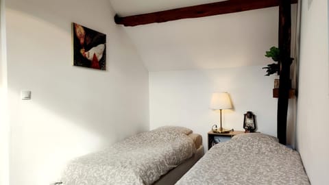 Studio équipé au sein d'une fermette Apartment in Normandy