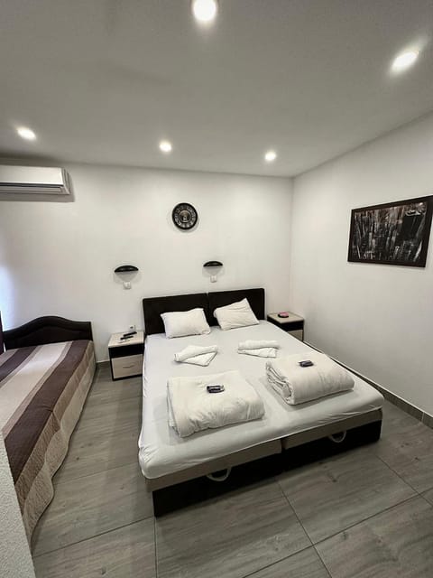Apartmani Knez Apartment in Serbia