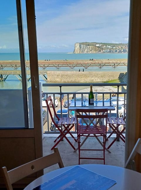 Natural landscape, View (from property/room), Balcony/Terrace, Sea view