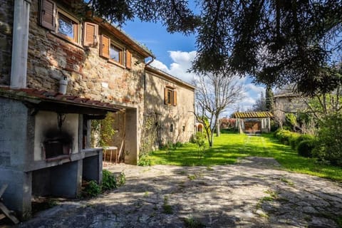 Property building, Garden, oven