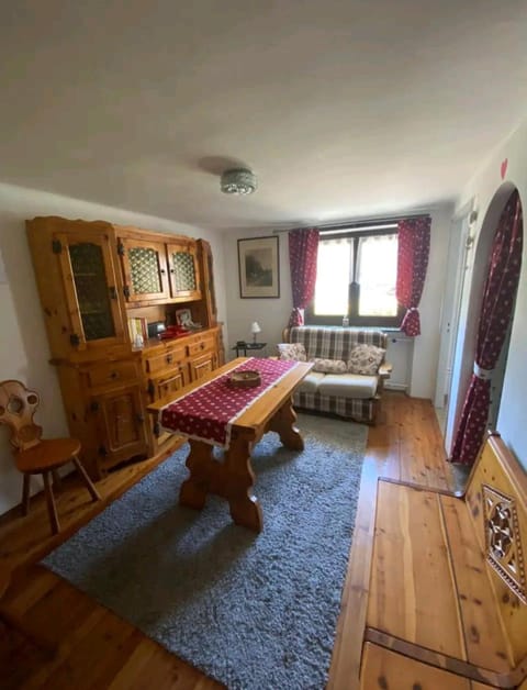 Casa Zia Renny Apartment in Châtillon