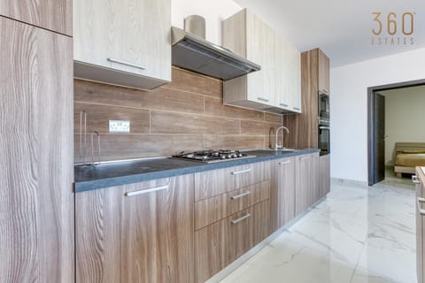 Kitchen or kitchenette, dishwasher, pet friendly, stove