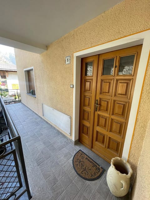 Casa Zio Zeffy Apartment in Châtillon