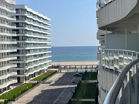 Property building, Day, Natural landscape, View (from property/room), Balcony/Terrace, Sea view