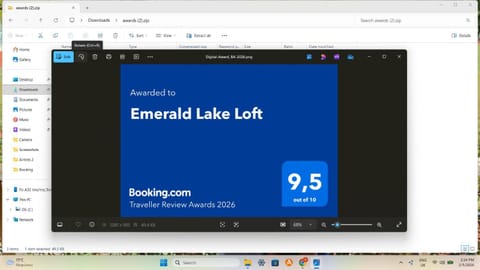 EMERALD LAKE RESIDENCE Apartment in Vouliagmeni