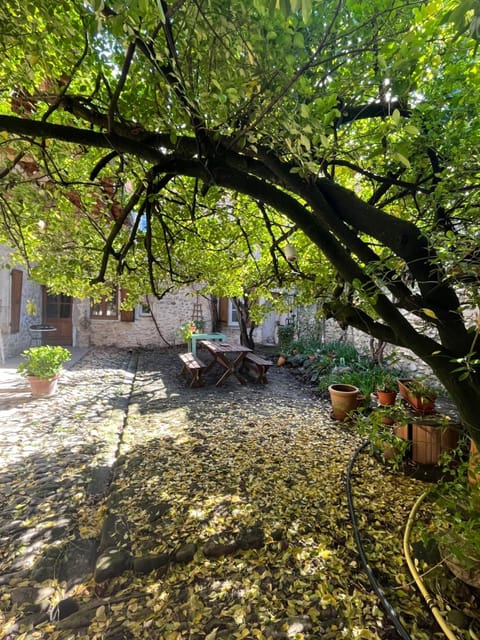 Maison du Fenouillet House in Provence-Alpes-Côte d'Azur
