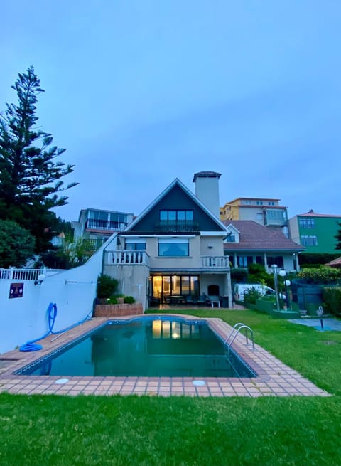 Casa PLAYA SINÁS Villa in O Morrazo