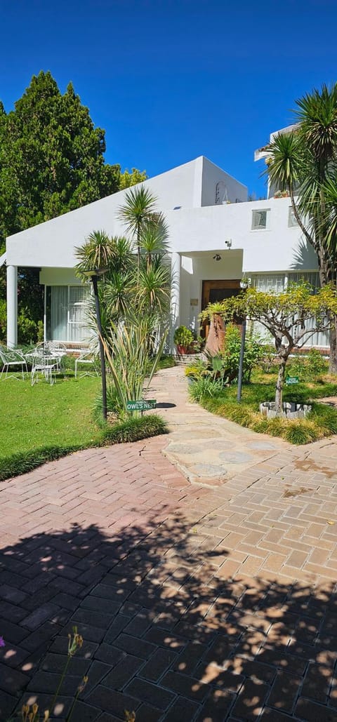 Property building, Natural landscape, Garden, Garden view
