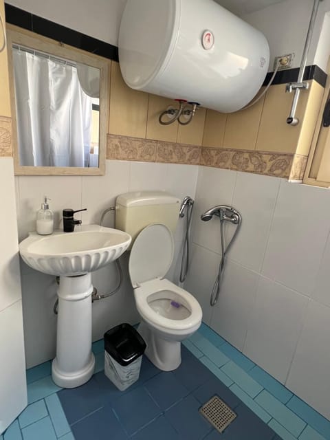 Ajni’s House Apartment in Vlorë