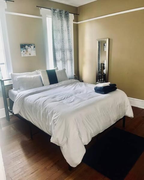 Historical Hideaway at Jacksonville Apartment in Jacksonville