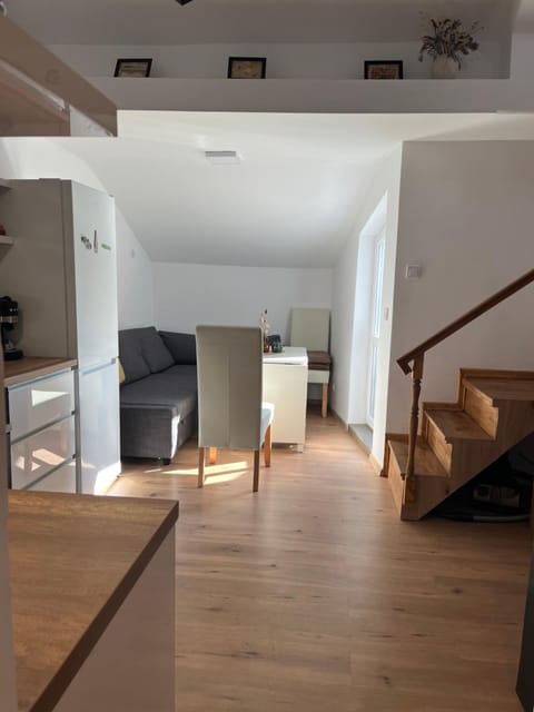 Kitchen or kitchenette, Living room, Seating area