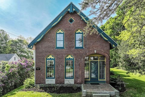 Property building, Day