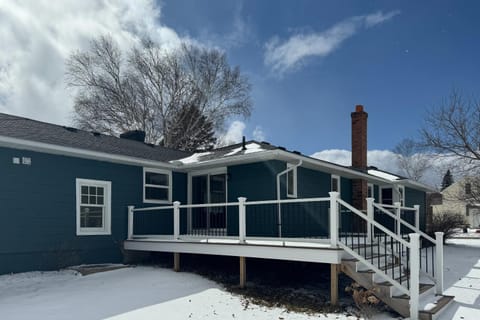 Minutes from it All House in Petoskey