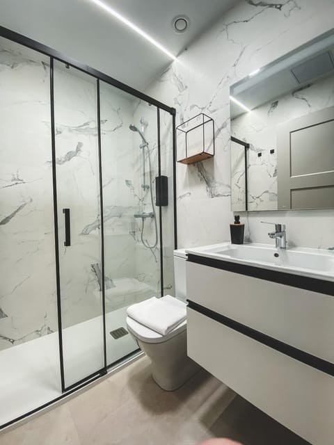 Shower, Bathroom