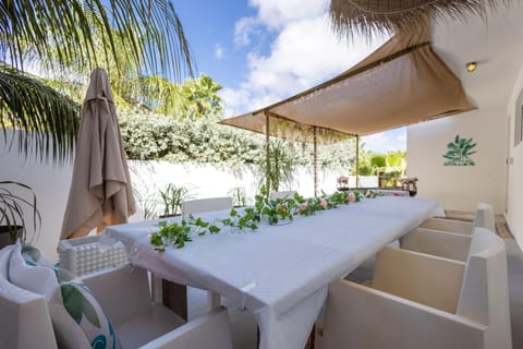 Patio, Garden view