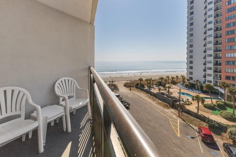Natural landscape, View (from property/room), Balcony/Terrace, Beach