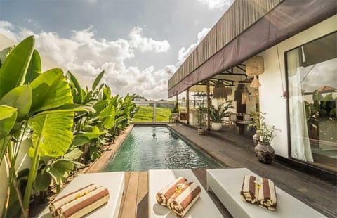 Day, Garden, Pool view, Swimming pool, sunbed