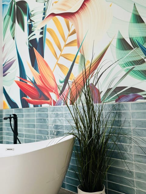 Bedroom, Bath
