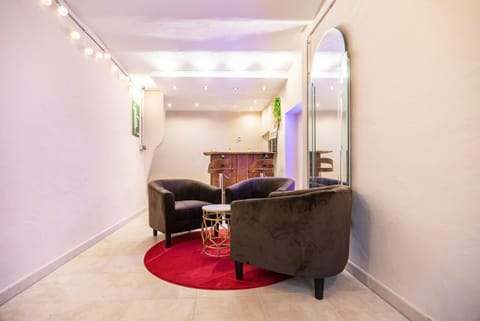 Property building, Living room