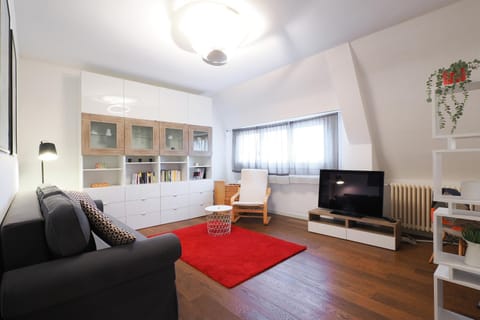 Communal lounge/ TV room, TV and multimedia, Living room, Seating area
