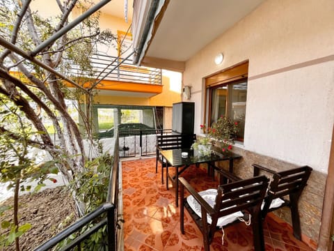 Balcony/Terrace, Dining area