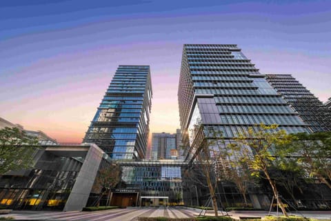 Property building, City view