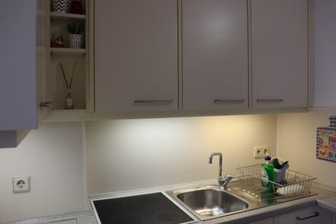 Monika Holiday 333 Star On The Lake Apartment in Garda