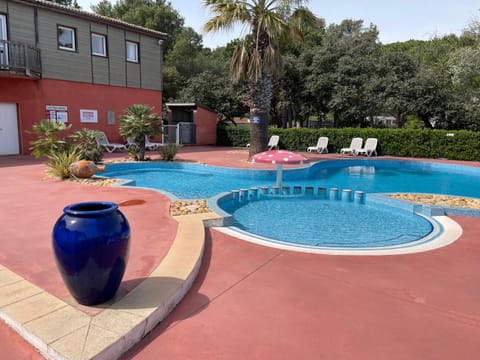 Spa and wellness centre/facilities, Swimming pool, sunbed