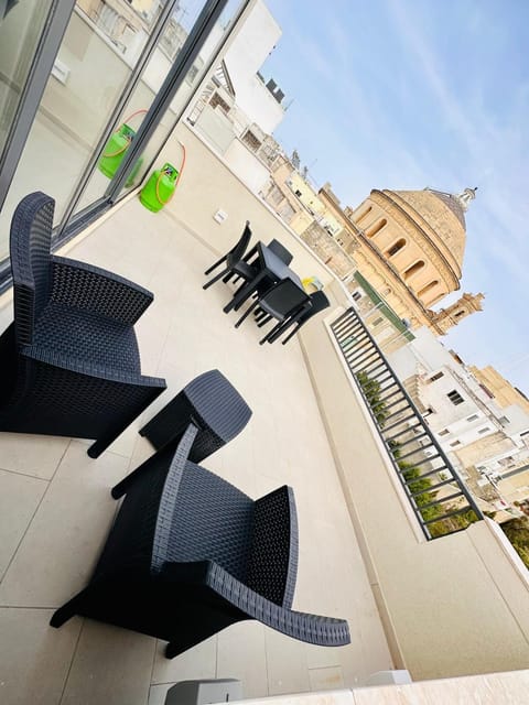 Balcony/Terrace, Balcony/Terrace