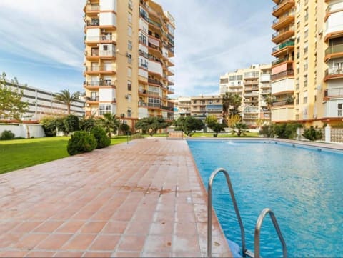 Playamar Estudio 2 Huesped 40m Playa Parking Wi-Fi Apartment in Torremolinos