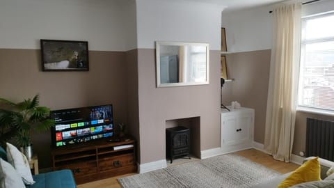 TV and multimedia, Living room, flat iron