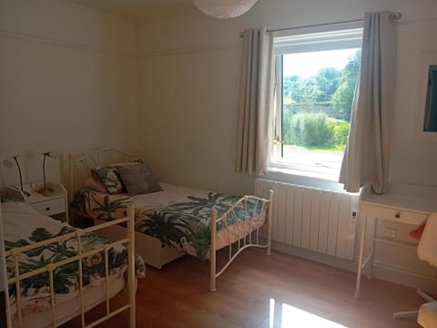 Galway Riverside Retreat Apartment in Galway