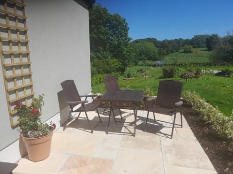 Galway Riverside Retreat Apartment in Galway