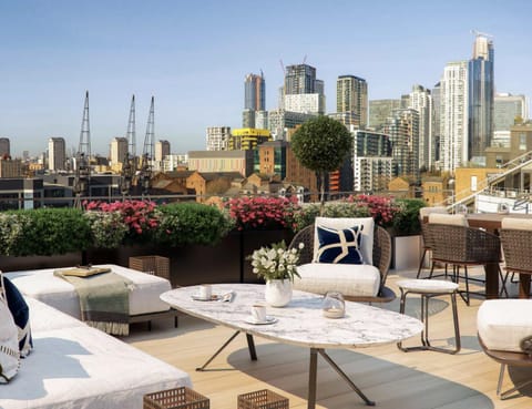 Balcony/Terrace, City view